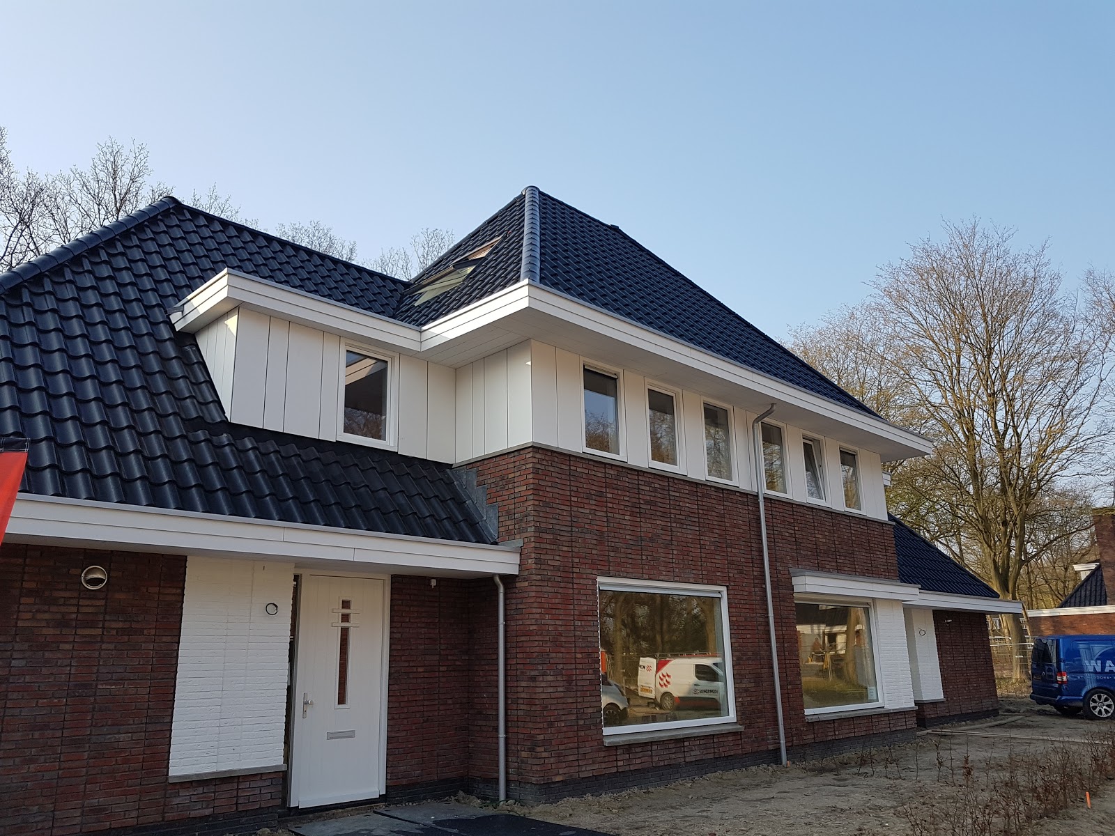 Voorkant woning met Tectiva Activa